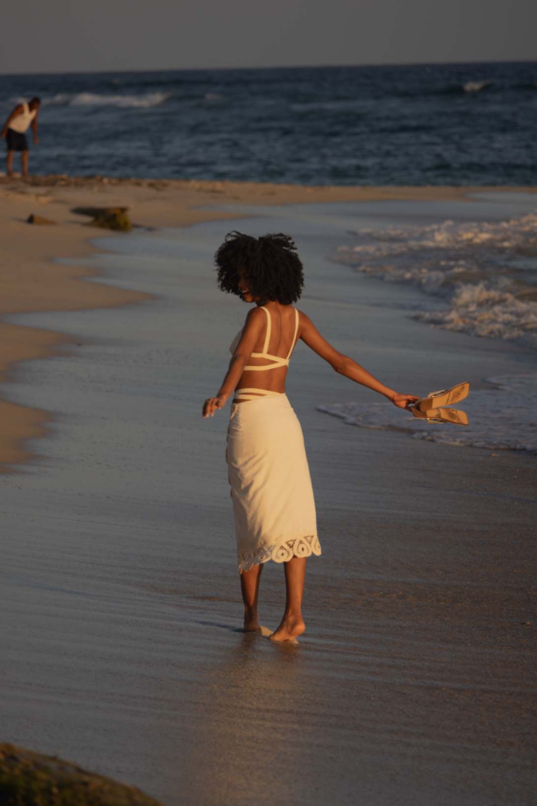 Experiencia de sesión de fotos de moda en la playa con fotógrafo profesional Santo Domingo — Babula Shots RD