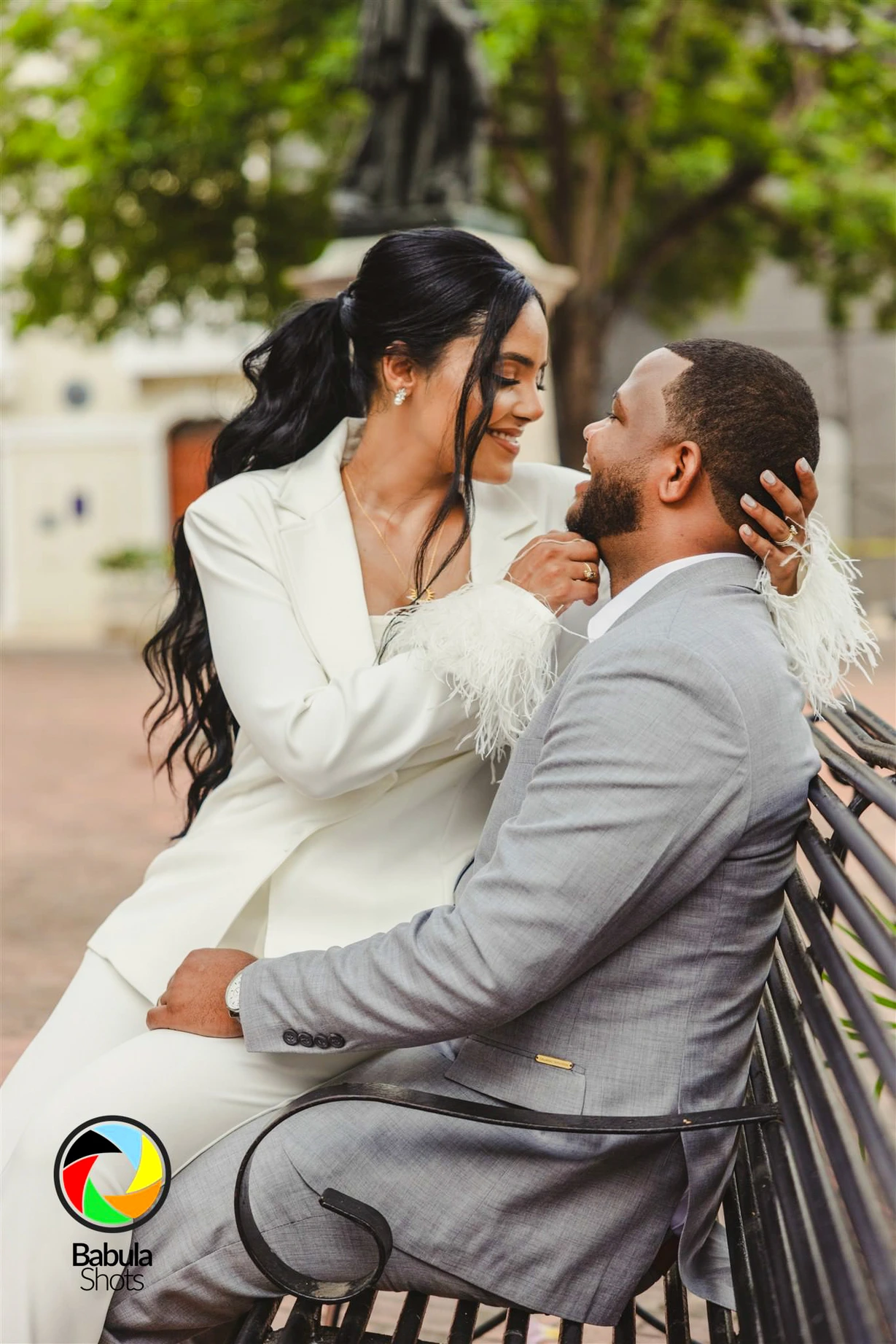 Sesión de fotos pre boda en Zona Colonial Santo Domingo con fotógrafo profesional