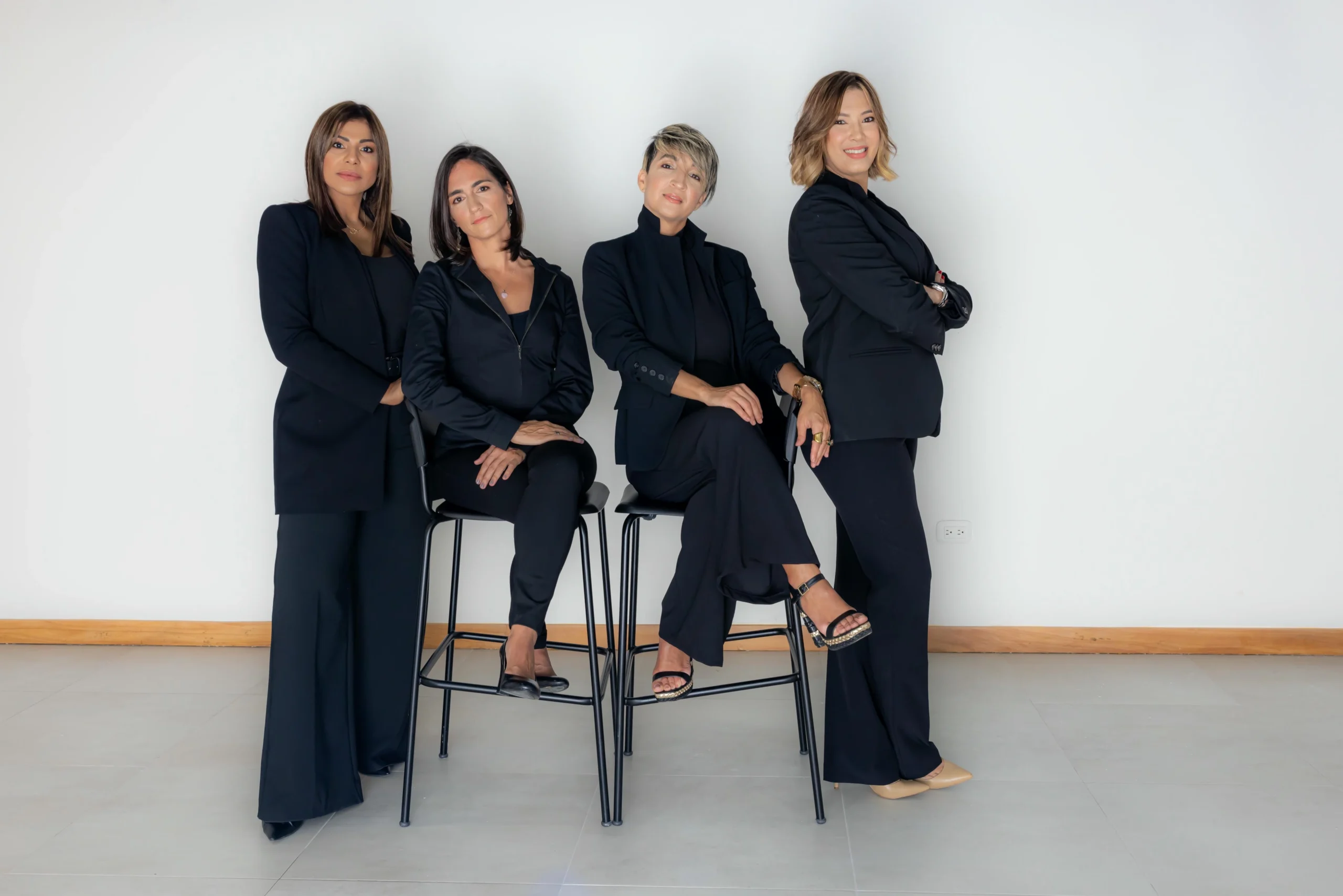 Sesión de fotos para profesionales en estudio Santo Domingo