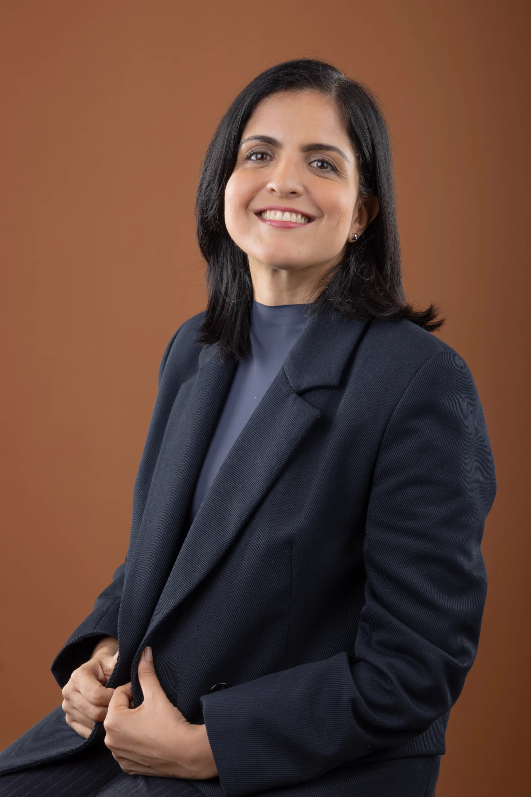 Retratos corporativos en Santo Domingo realizados en estudio profesional