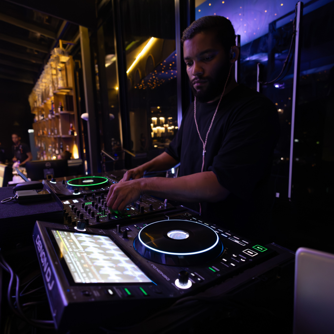 estas dj y nessesitas contenido foto o video ?